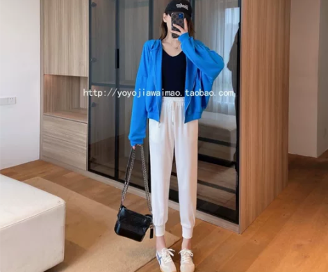 百搭风修身显瘦无袖女士针织背心 很厚实 打底穿不扎 黑色 均...