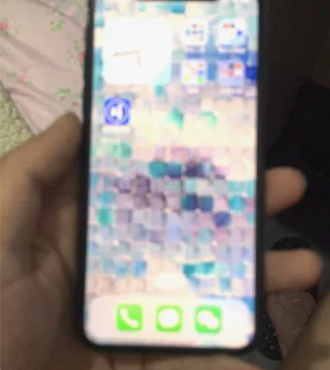 iphone x. 64G 国航只见过电池...