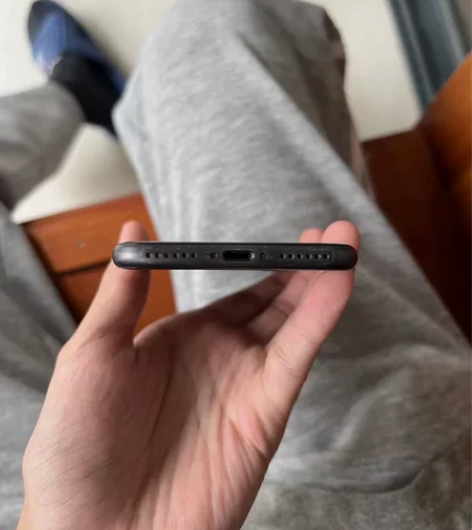 出苹果8卡贴64g!纯原 感兴趣的话点“我...