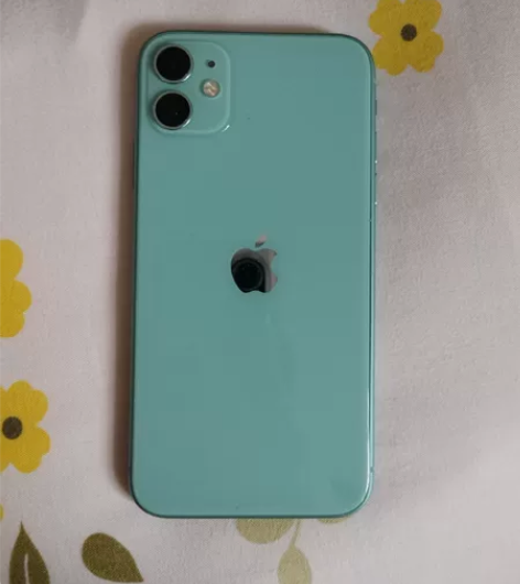 iPhone 11国行128g绿色，成色看...