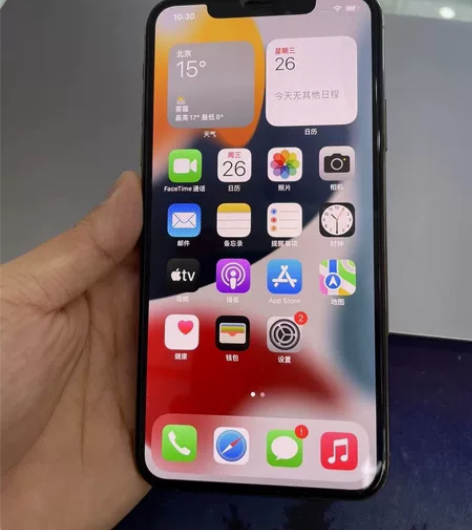 苹果11promax国行版64G。电池85...