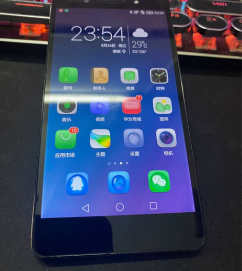 华为 荣耀7，32G，3GB，有明显使用痕...