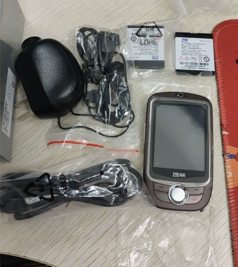 中兴X760手机 应该是3G手机