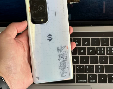 黑鲨5中国航天版 12+256 纯原装无修...