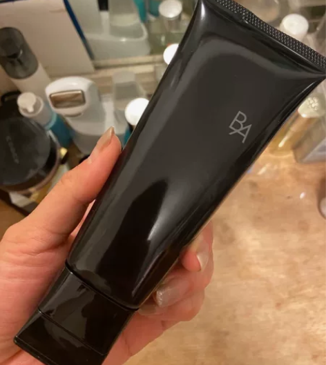 黑BA洁面，成色如图，一次都没用过，正规渠...