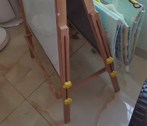 得力画架，6成新 感兴趣的话点“我想要”和...