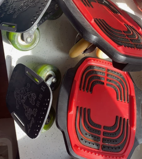 分体滑板鞋两套不包邮 感兴趣的话点“我想要...