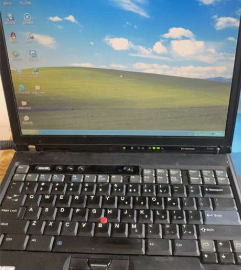 笔记本电脑办公用品功能什么都正常可以光盘正...