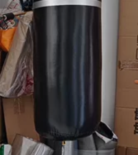 因特殊原因，这个拳击沙袋现在用不到了，有喜...