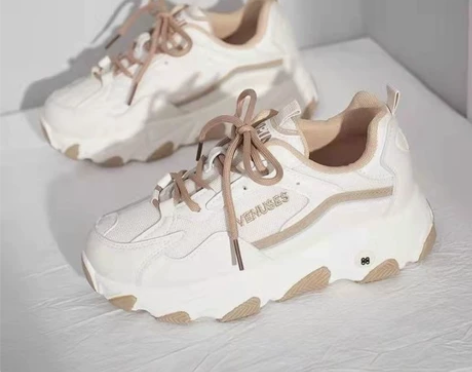 店铺转型清仓老爹鞋女ins潮2022年新款...