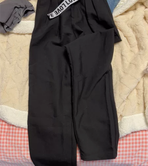 阔腿裤s码 感兴趣的话点“我想要”和我私聊...