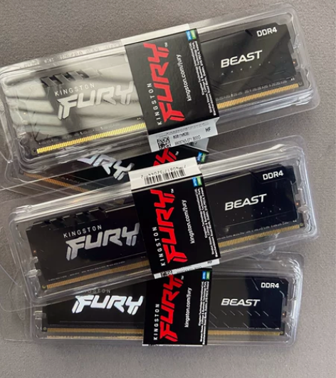 #台式机内存条 金士顿野兽ddr4 320...