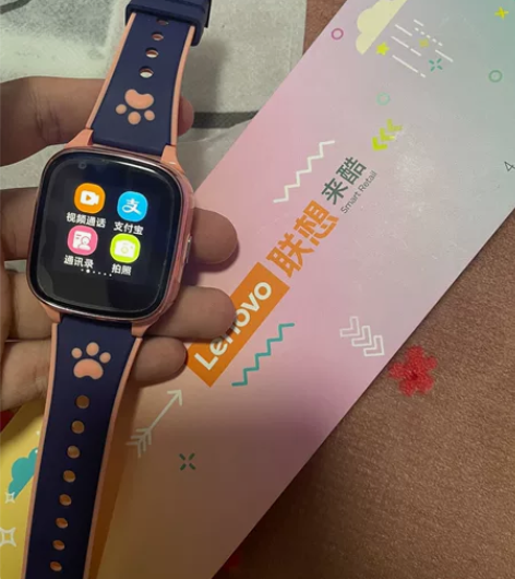 联想手表，支付宝音乐，多功能手表，还有机器...