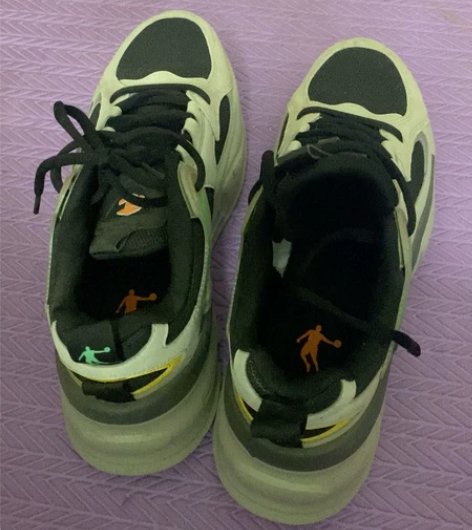 乔丹跑鞋,穿过一次,42码,小了一点#鞋控...