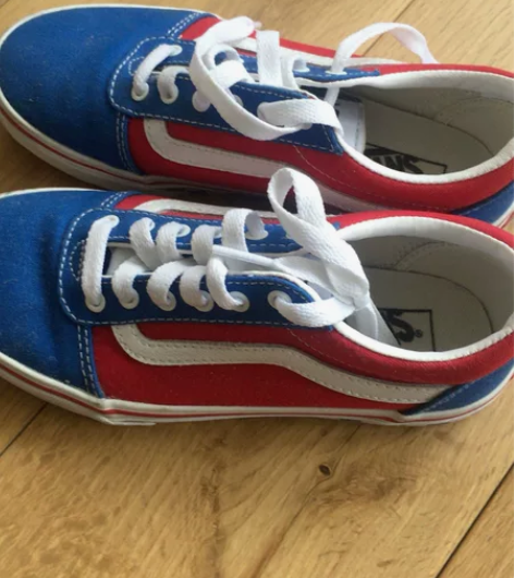 vans板鞋，32.5吗，全新带鞋盒，吊牌...