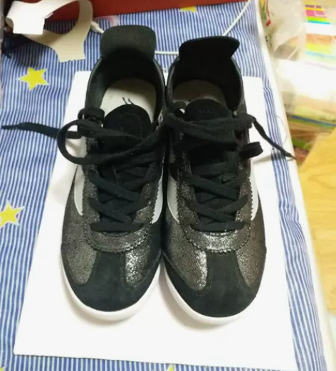 乔丹休闲鞋36码，我平时穿37这个穿着有一...