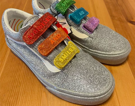 正品Vans 魔术贴彩虹银色休闲板鞋36/...