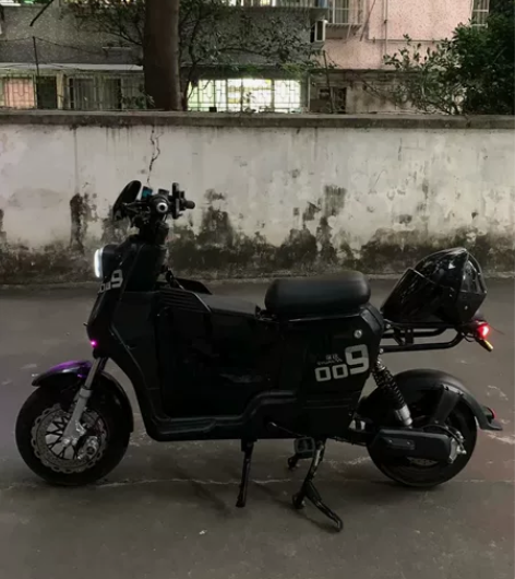 深远顶配009、通用型电压、带中置箱、挡风...