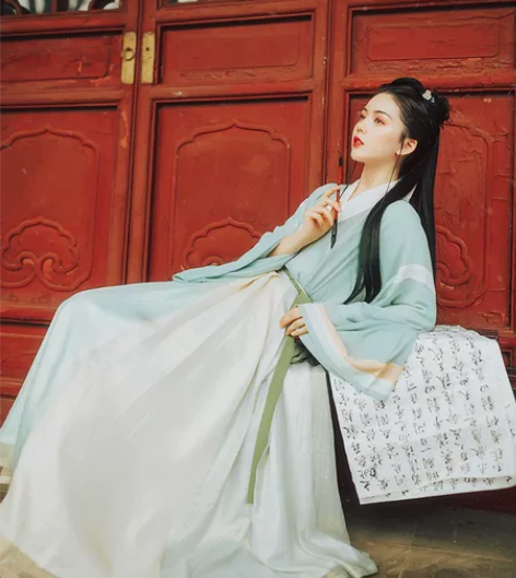 【淡竹叶】花朝记汉服原创 魏晋制复原款襦裙...