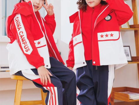 幼儿园园服冬季运动冲锋衣四件套