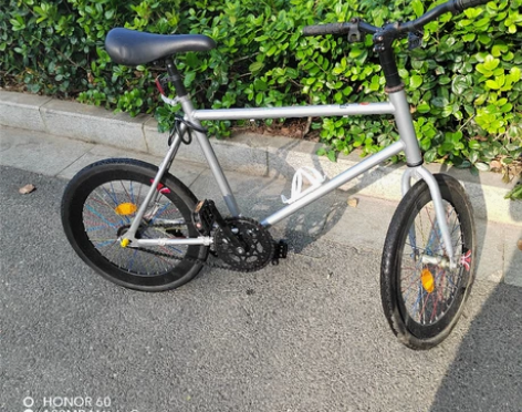 个人闲置一辆死飞，实心胎，没怎么骑过， 感...