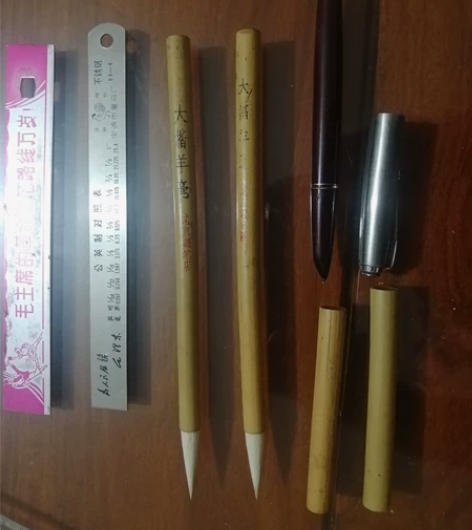 北京湖笔店，大楷羊毫二支，全新的， 感兴趣...