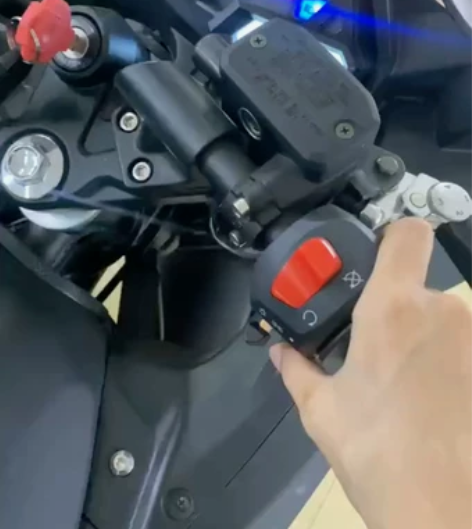 国产R3黑武士 全新车冷热一枪 声浪销...