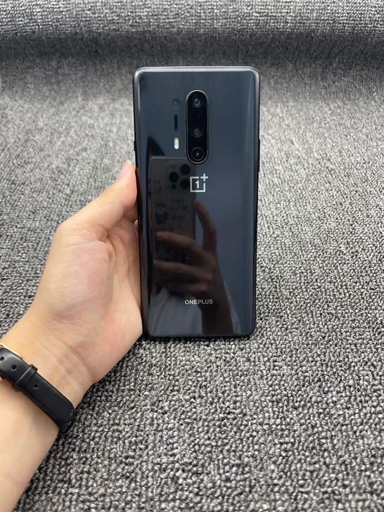 一加8pro 5G版12+256G 成色9...