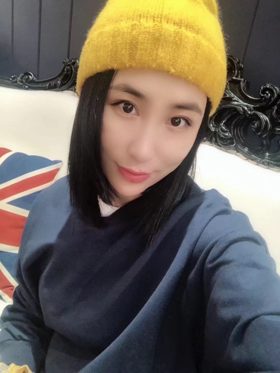 大连设计师店里买的