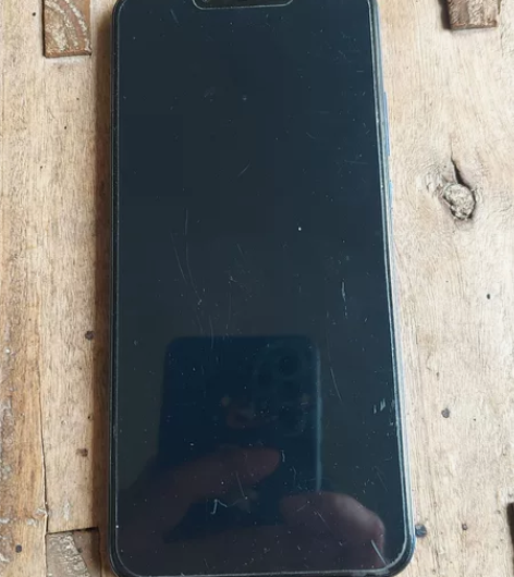 华为nova 3。听筒有问题，声音很小。手...