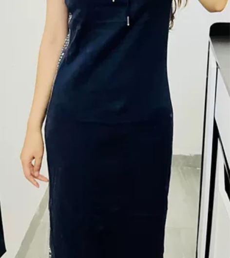 斐乐运动风带帽长裙深蓝色，个人实拍试穿图，...