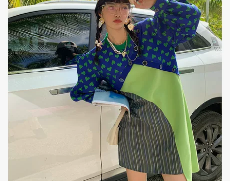 拼接高级设计感卫衣连衣裙女装早春2022新...