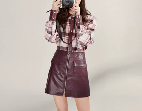 太平鸟酒红色高腰A字裙半身裙2019新款秋...