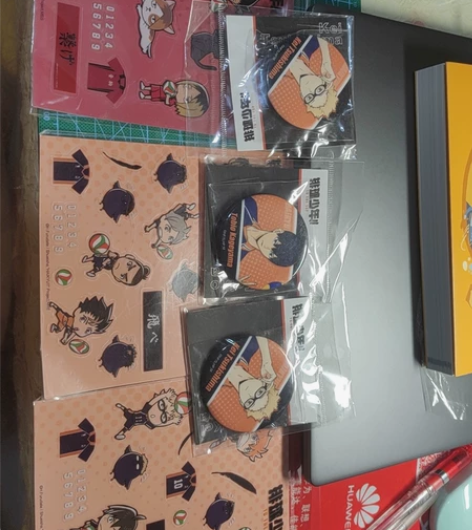 【排球少年 乌野 音驹 】贴纸 徽章 未拆...
