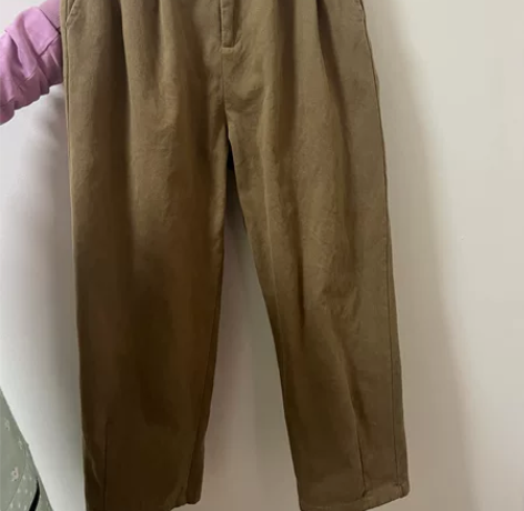 全新！驼色棉质斜纹休闲裤，没穿过，M码，逛...