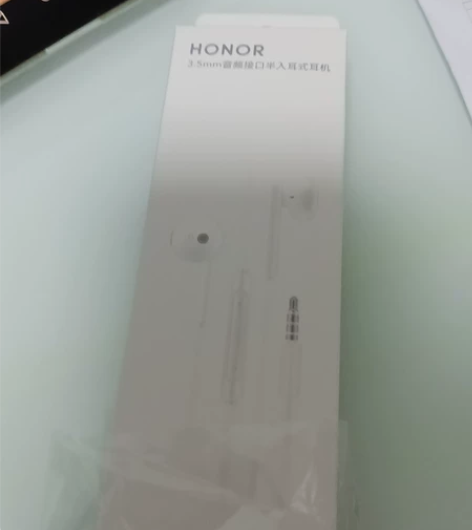 荣耀半入耳式耳机 全新未拆封未使用