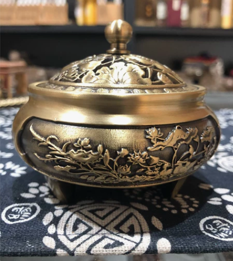 实体店铺不干了、宣德纯铜三足熏香炉，口径7...