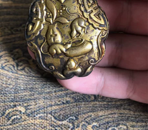 晚清民国老银鎏金老鼠挂坠，工艺好，金水好，...