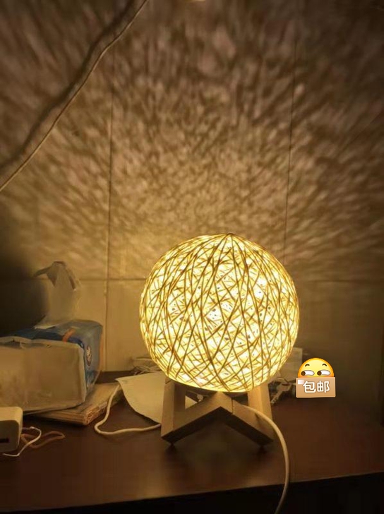 卧室床头氛围小夜灯梦幻投影小月球