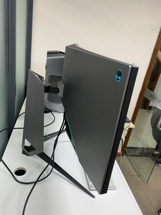 外星人r7台式电脑 1080Ti 11G满...