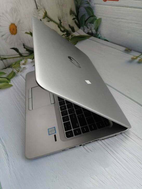 惠普笔记本电脑，轻薄本，成色九五新以上和全...