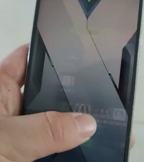 黑鲨一代 8+128除外观不行没有别的毛病...