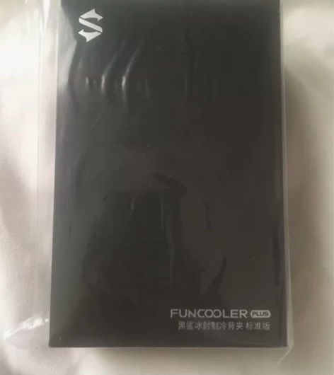 黑鲨冰封制冷背夹 全新的有盒子 没开封，6...