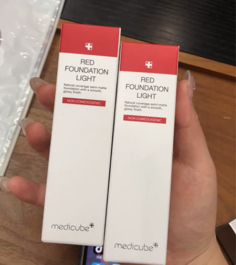 韩国美蒂秋芙乐得粉底夜 23号 35一个包...