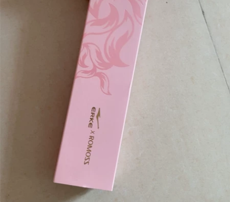 全新充电宝，自带充电线，2000毫安，白色...