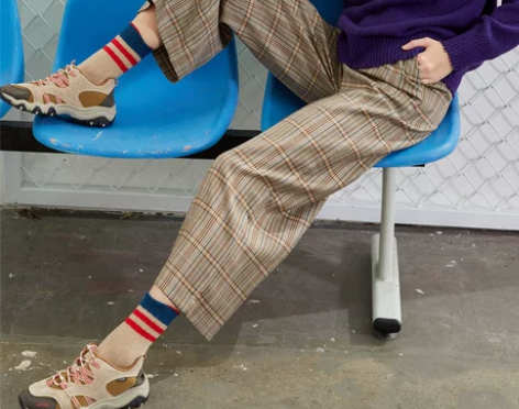 ?美特斯邦威休闲裤女秋季简约中高腰复古格子...