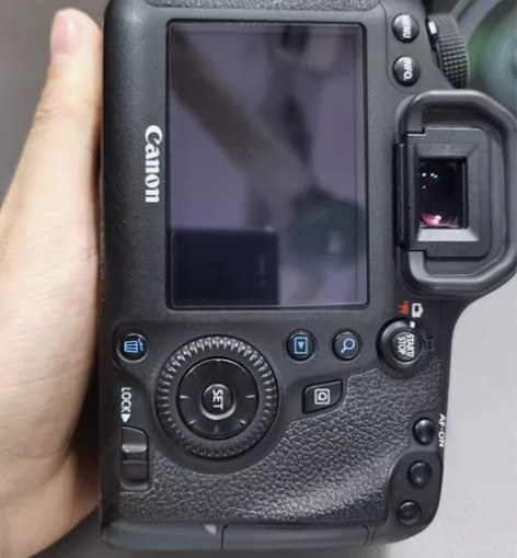 自用佳能全幅性价比单反6d单机有原箱 ，功...