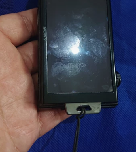 索尼数码相机。 T900.1，210万像素...