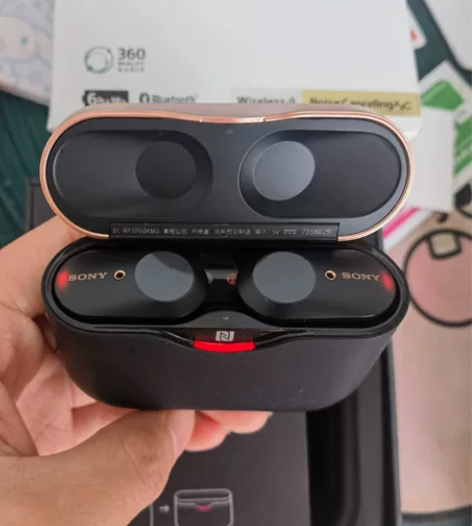 索尼Xm3降噪豆，片纸不少，成色正常痕迹，...