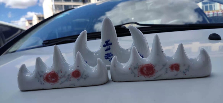 三个毛笔架，瓷器简单有花二手物品不退不换介...